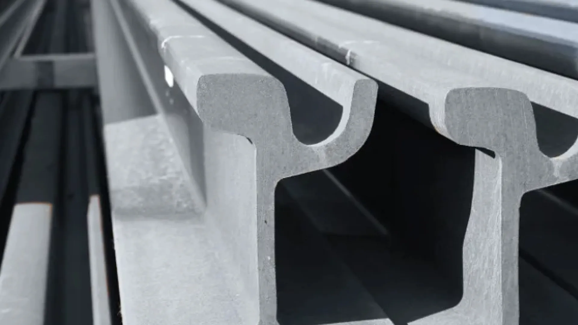 Трамвайные рельсы Т62  12.5 м новые